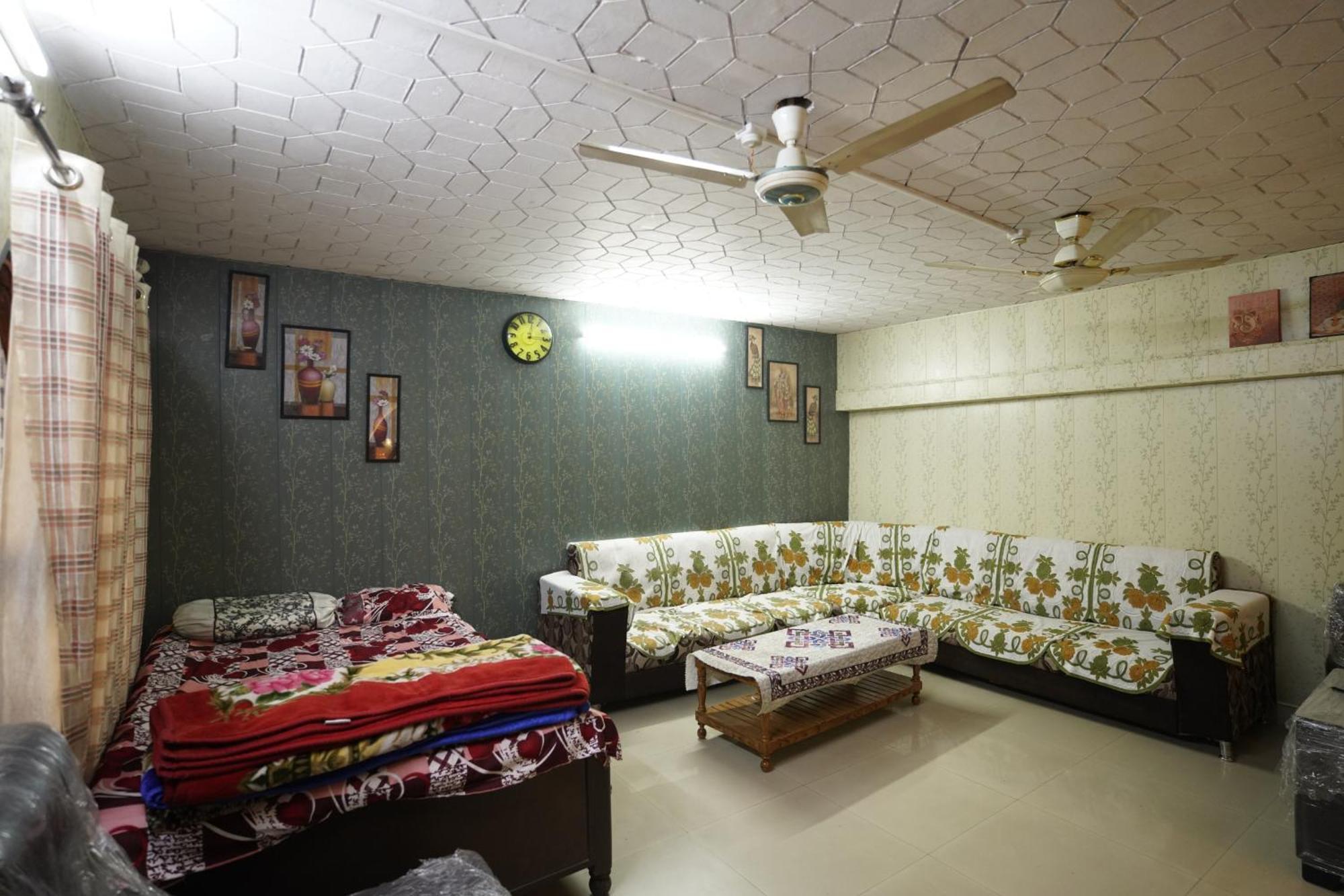 Kashi Dham Homestay Varanasi Exterior photo